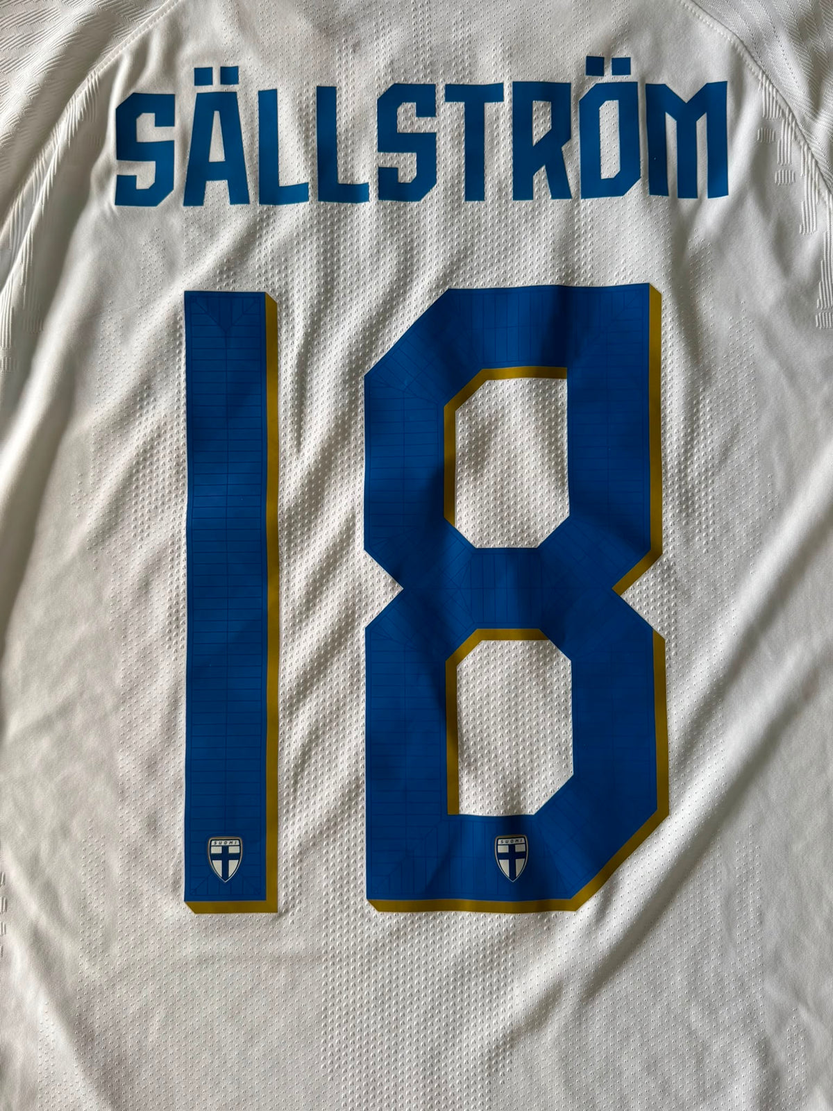 Suomi 2022 Kotipaita - #18 Sällström - (L) - 10/10