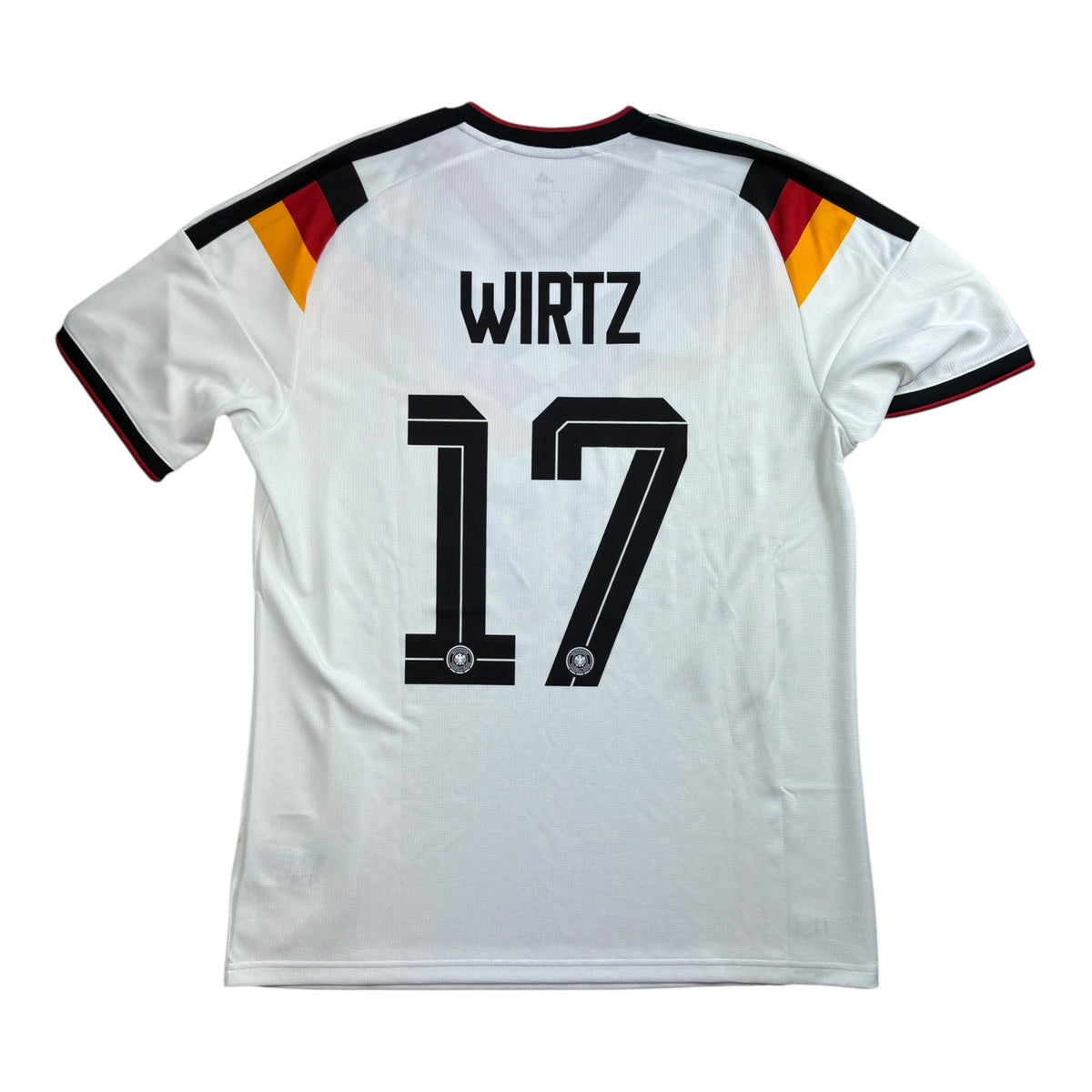 Saksa 2026 kotipaita, Wirtz #17