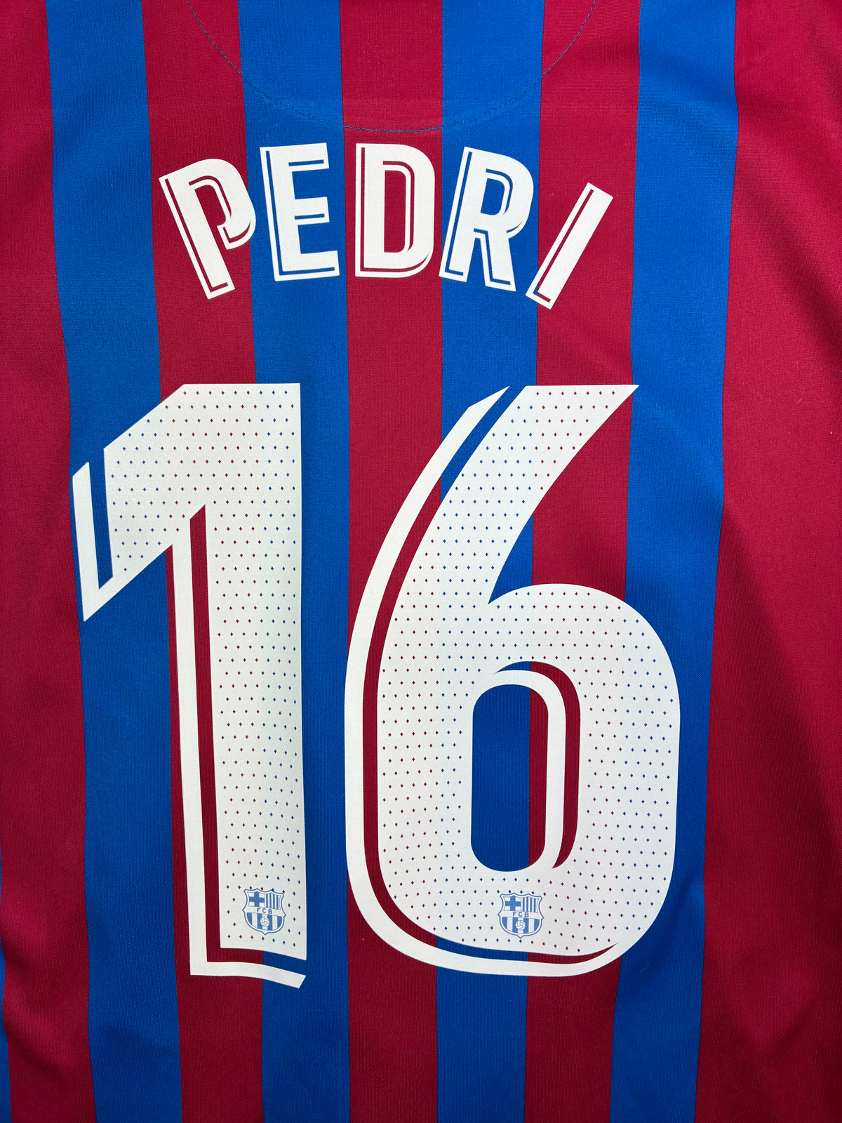 FC Barcelona 2021/22 Kotipaita - #16 Pedri - (XL) - 8/10