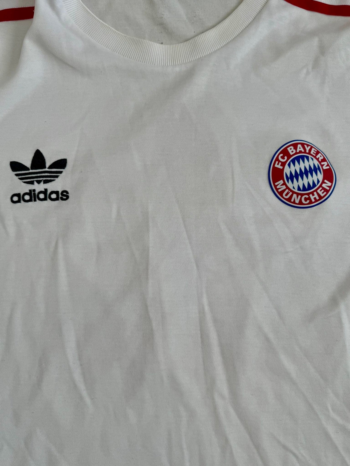 Bayern Munchen T-Paita - (L) - 6/10